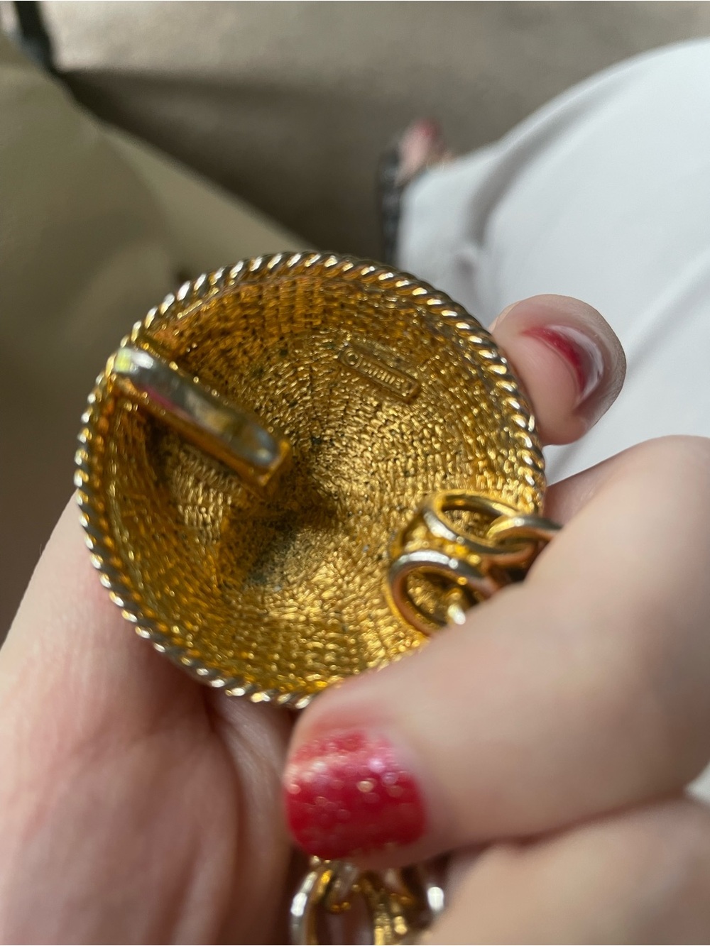 AUTHENTIC CHANEL Gold colored Lion Medallion Chain Necklace - Women's Jewelry - Picture 3 of 4